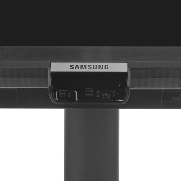 31.5" Монитор Samsung S32AM700UI черный
