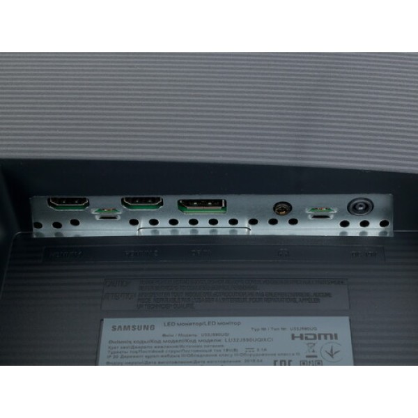 31.5" Монитор Samsung UJ59 U32J590UQI черный