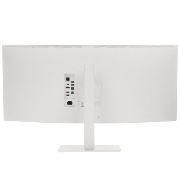37.5" Монитор LG UltraWide 38WR85QC-W белый