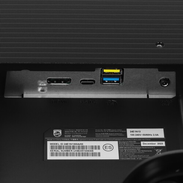 23.8" Монитор Philips 24E1N1300A черный