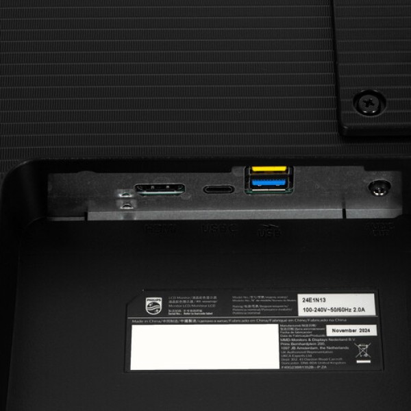 23.8" Монитор Philips 24E1N1300AE черный