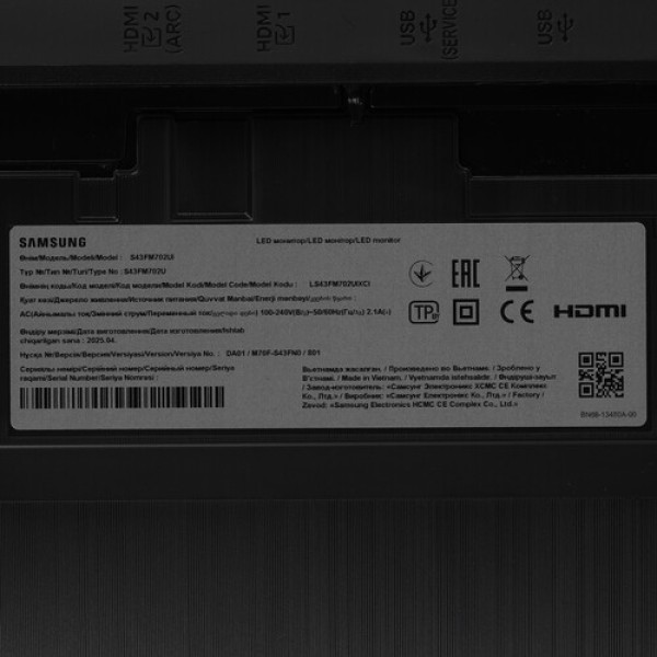 43" Монитор Samsung Smart M7 S43FM702UI черный