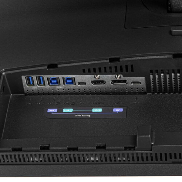 31.5" Монитор BenQ PD3205U черный