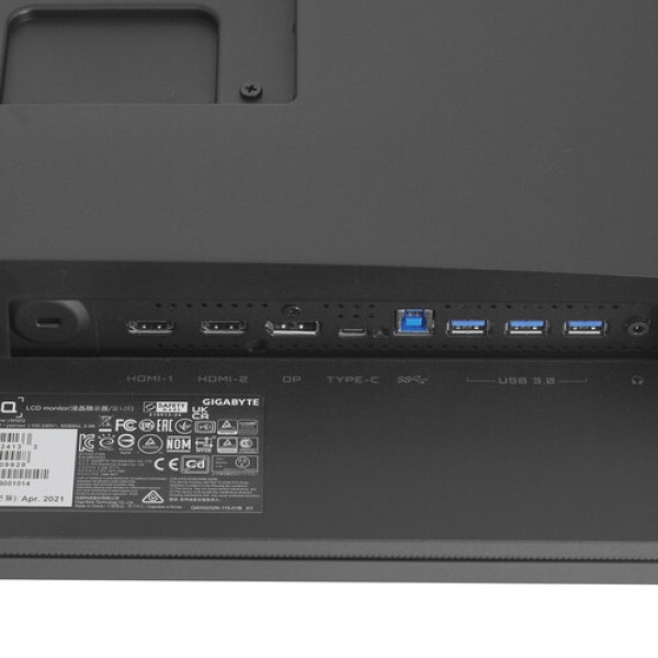 31.5" Монитор GIGABYTE M32Q черный