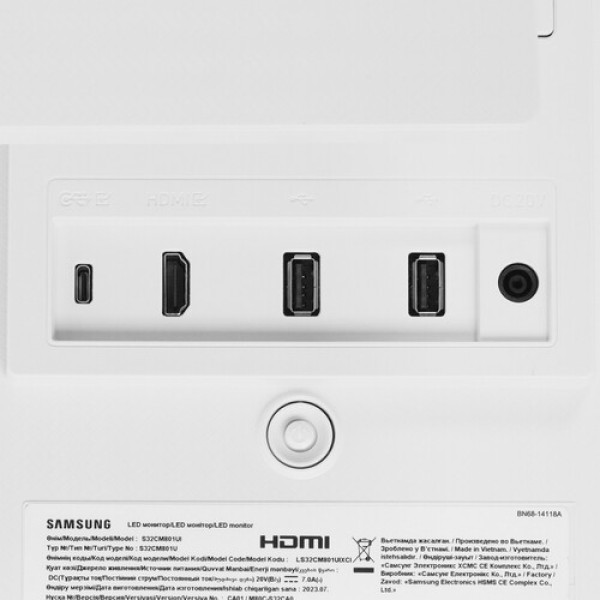 32" Монитор Samsung Smart M8 M80C S32CM801UI белый