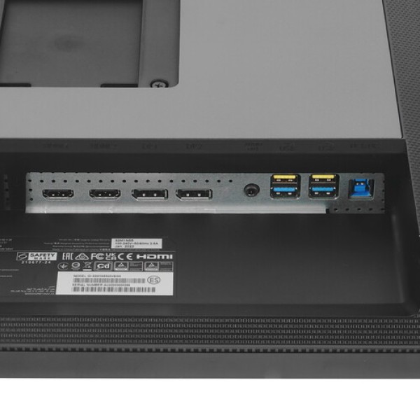 31.5" Монитор Philips Evnia 32M1N5500VS черный