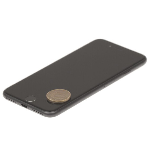 4.7" Смартфон Apple iPhone 7 128 Гб черный матовый