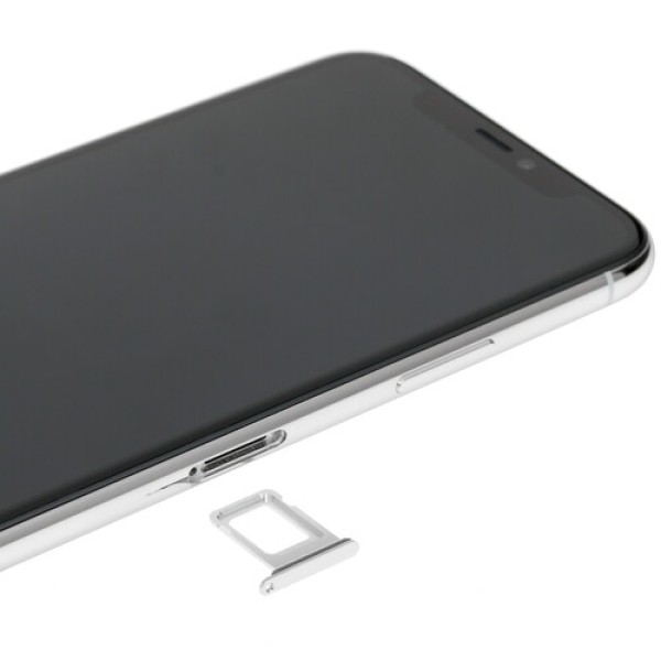 Смартфон Apple iPhone 11 Pro 5,8" 64Gb Silver A13/4Gb/2436х1125/OLED/LTE/NFC/IP68/Cam12/iOS