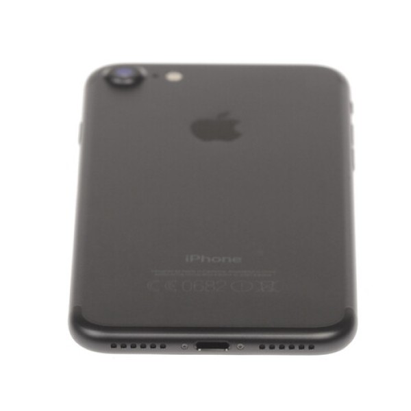 4.7" Смартфон Apple iPhone 7 128 Гб черный матовый