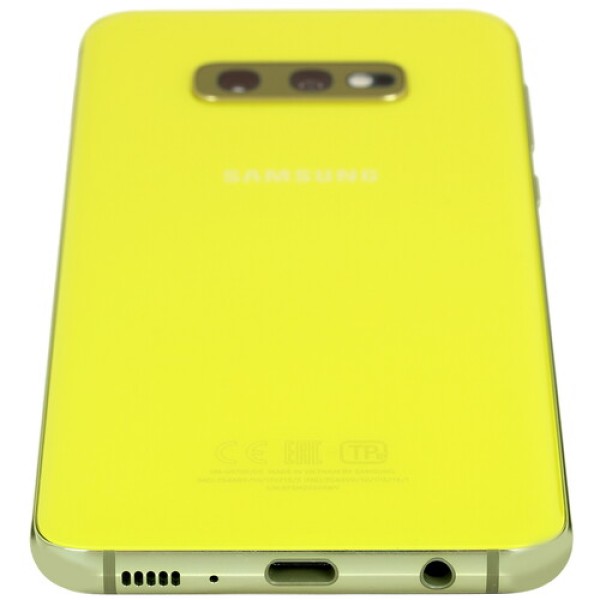 Смартфон Samsung S10e 5.8" 128Gb Yellow 8(2x2.0Ghz+2x2.0Ghz+4x1.0Ghz)/6144Mb/2280x1080/DynamicAMOLED/2SIM/LTE/NFC/IP68/Cam16+12/3100mAh/Android 9.0