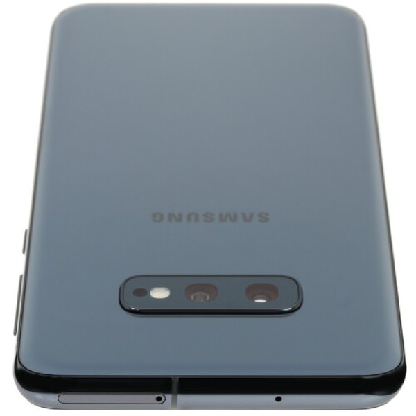 Смартфон Samsung S10e 5.8" 128Gb Black 8(2x2.0Ghz+2x2.0Ghz+4x1.0Ghz)/6144Mb/2280x1080/DynamicAMOLED/2SIM/LTE/NFC/IP68/Cam16+12/3100mAh/Android 9.0