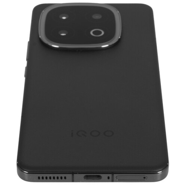 6.82" Смартфон Vivo iQOO 13 512 ГБ черный