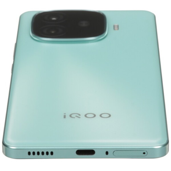 6.78" Смартфон Vivo iQOO Z9 256 ГБ зеленый