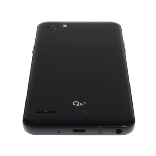 5.5" Смартфон LG LGM700 Q6 16 ГБ черный + Чехол в подарок