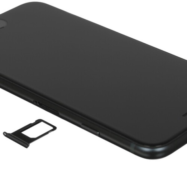 4.7" Смартфон Apple iPhone SE 128 ГБ черный 2022 [2x3.2 + 4x1.8 ГГц, 3 Гб, 1 SIM, IPS, 1334x750, камера 12 Мп, 3G, 4G, 5G GPS, 1821 мА*ч]
