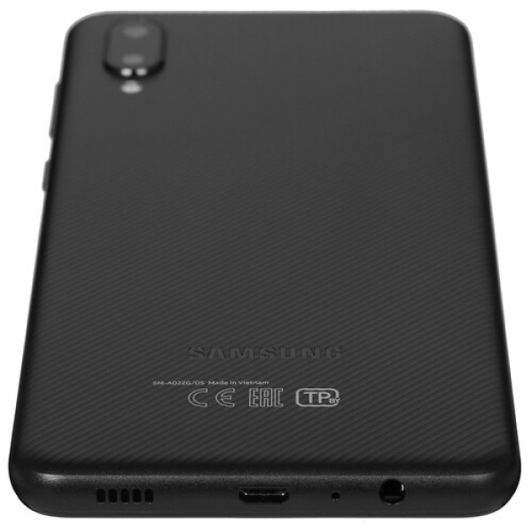 6.5" Смартфон Samsung Galaxy A02 32 ГБ черный