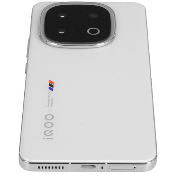 6.82" Смартфон Vivo iQOO 13 512 ГБ белый