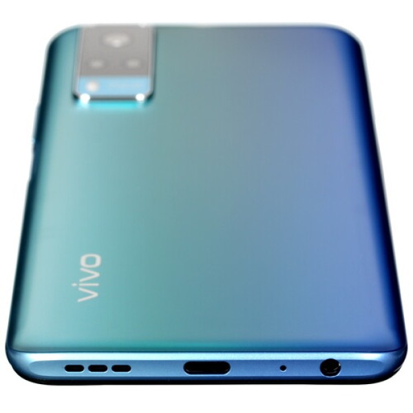 6.58" Смартфон Vivo Y31 64 ГБ голубой