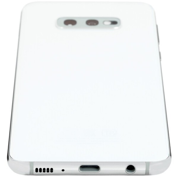 Смартфон Samsung S10e 5.8" 128Gb White 8(2x2.0Ghz+2x2.0Ghz+4x1.0Ghz)/6144Mb/2280x1080/DynamicAMOLED/2SIM/LTE/NFC/IP68/Cam16+12/3100mAh/Android 9.0