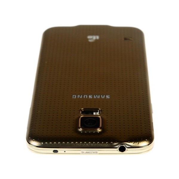 Смартфон Samsung SM-G900 Galaxy S5 5.1" 16Gb Gold + Планшет Samsung Tab 3 Lite 4x2.5Ghz/2048Mb/1920x1080/SAmoled/3G/LTE
