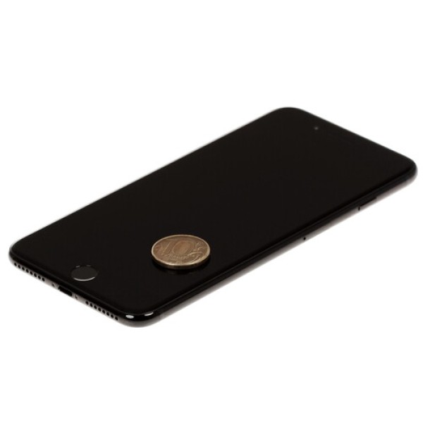 5.5" Смартфон Apple iPhone 7 Plus 256 Гб черный глянцевый