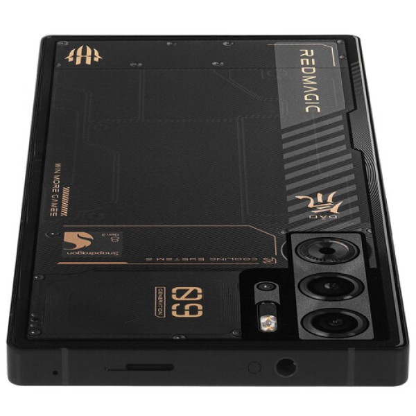 6.8" Смартфон Nubia Red Magic 9 Pro 256 ГБ прозрачный