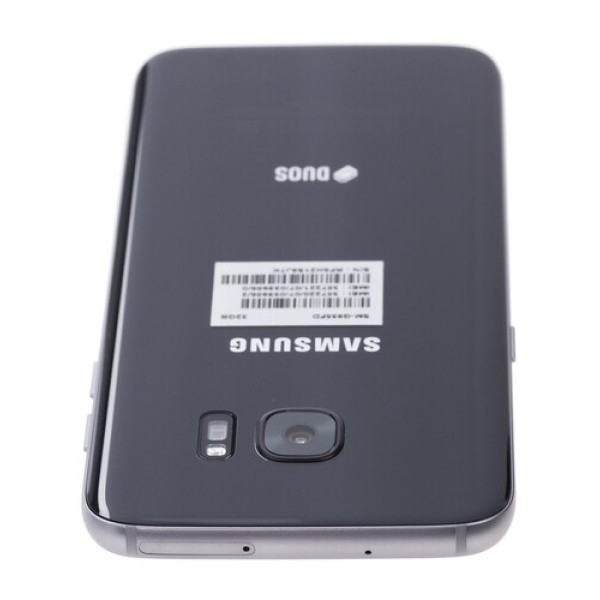 Смартфон Samsung SM-G935FD Galaxy S7 edge 5.5" 32Gb Black 8(4х2.3+4х1.6Ghz)/4096Mb/2560x1440/LTE/GPS/Cam12/3600mAh/A6.0