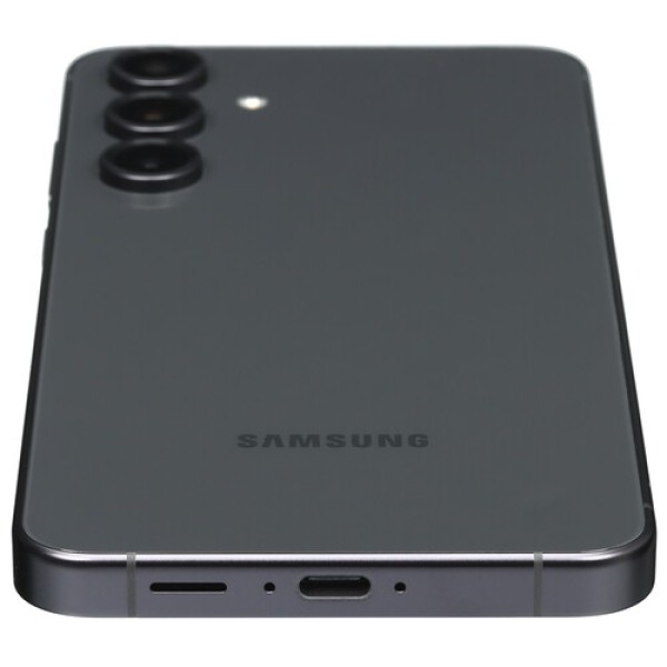 6.7" Смартфон Samsung Galaxy S24 FE 128 ГБ черный