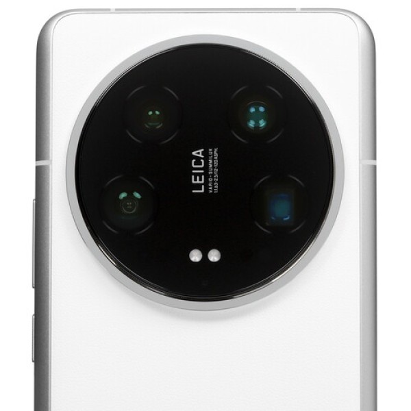 6.73" Смартфон Xiaomi 14 Ultra 512 ГБ белый