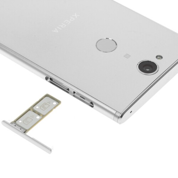 Смартфон Sony Xperia XA2 Plus 6" 32Gb Silver 8(4x2.2Ghz+4x1.8Ghz)/4096Mb/2160x1080/IPS/LTE/NFC/Cam23/3580mAh/And8.0