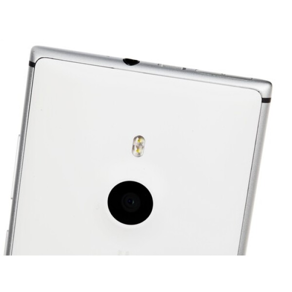 Смартфон Nokia Lumia 925 4.5" 16Gb White 2x1.5Ghz/1024Mb/768x1280/Amoled/3G/LTE/GPS/Cam8.7/WP8