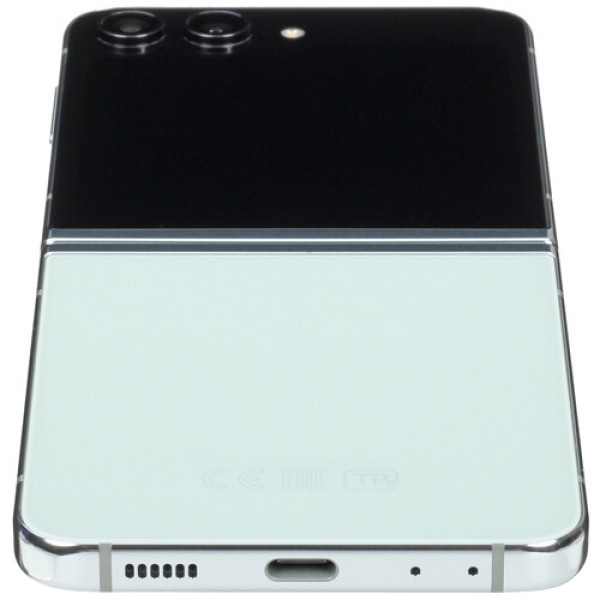 6.7" Смартфон Samsung Galaxy Z Flip5 256 ГБ зеленый