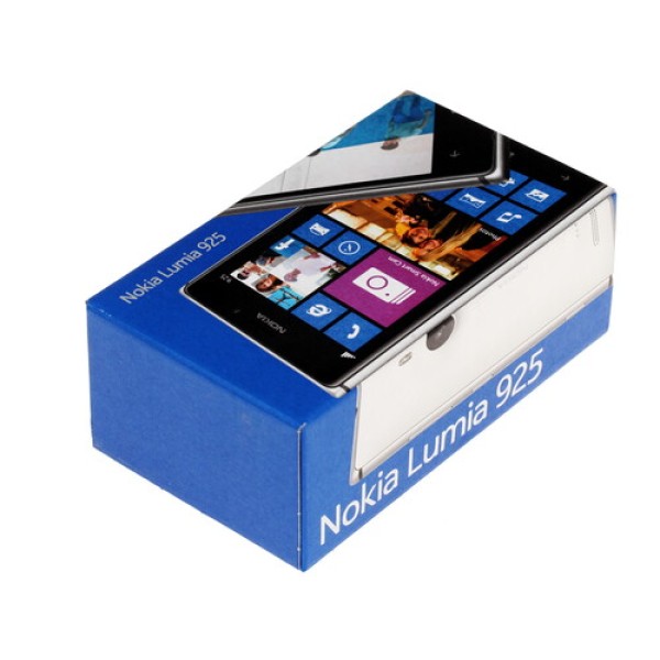 Смартфон Nokia Lumia 925 4.5" 16Gb White 2x1.5Ghz/1024Mb/768x1280/Amoled/3G/LTE/GPS/Cam8.7/WP8