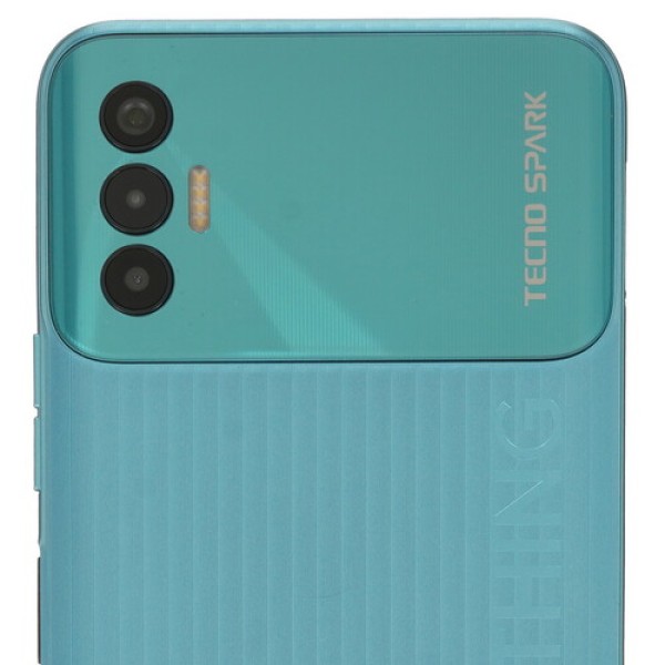 6.6" Смартфон Tecno SPARK 8P 64 ГБ зеленый