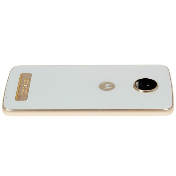 Смартфон Motorola Moto Z Play 5.5" 32Gb White/Gold 8x2Ghz/3072Mb/1920x1080/AMOLED/LTE/GPS/NFC/Cam16/3500mAh/And6.0