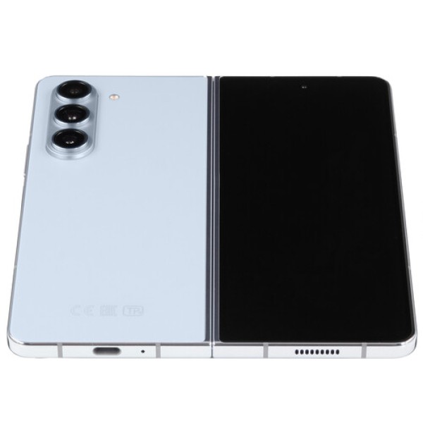 7.6" Смартфон Samsung Galaxy Z Fold5 256 ГБ голубой