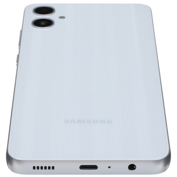 6.7" Смартфон Samsung Galaxy A05 128 ГБ серебристый