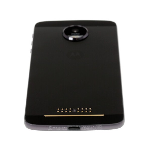 Смартфон Motorola Moto Z 5.5" 32Gb Black/Grey 4x1.8Ghz/4096Mb/2560x1440/AMOLED/LTE/GPS/NFC/Cam13/2600mAh/And6.0