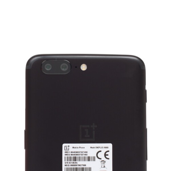 Смартфон OnePlus 5 5.5" 128Gb Black 8x2.45Ghz/8192Mb/1920x1080/AMOLED/2SIM/GPS/LTE/Cam16+20/3300mAh/Android 7